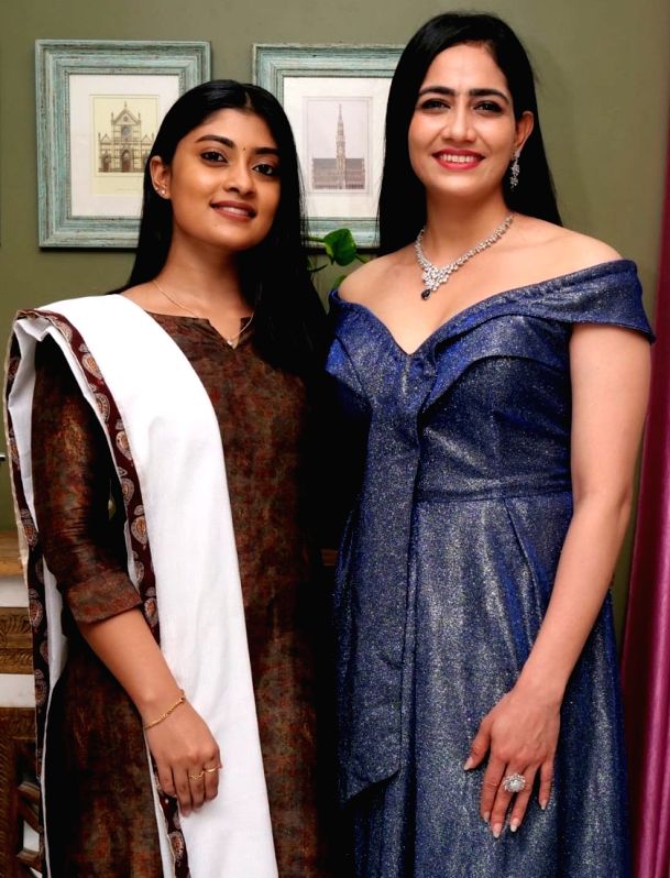 Ammu Abhirami's psychological, fantasy-thriller 'Pendulum' goes on floors - Vimarsana News