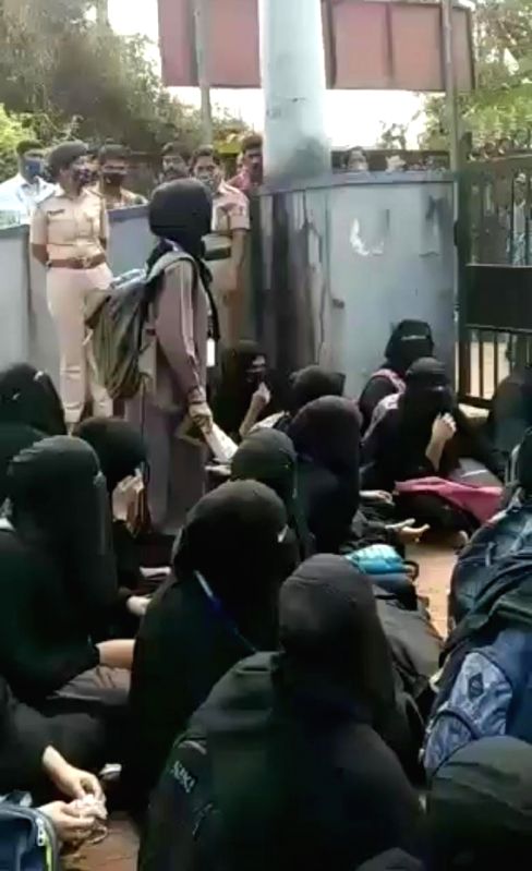 Hijab row: Plea in SC challenging Karnataka HC's interim order - Vimarsana News
