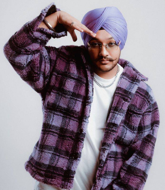 Riar Saab announces debut EP 'How I Love': It's heartfelt, genuine and thought-provoking - Vimarsana News