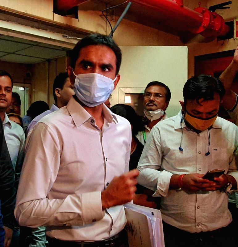 Mumbai NCB head Sameer Wankhede deboarded from cruise ship case probe - Vimarsana News