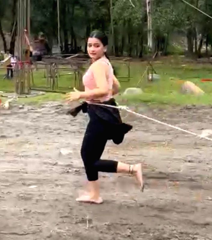 Scuba diving, running on a hill: Celesti prepares for 'Rajjo' - Vimarsana News