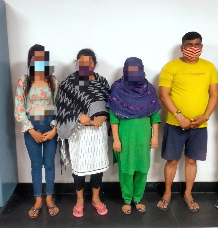 Two sex rackets busted in Delhi; 4 women held (Ld) - Vimarsana News