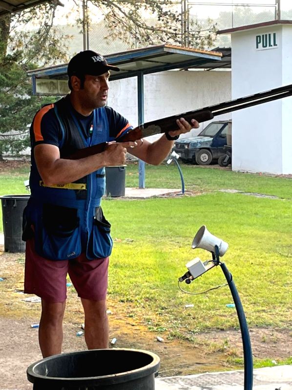 Shooting World Cup: Mairaj Ahmad Khan becomes first Indian to win men's Skeet gold - Vimarsana News