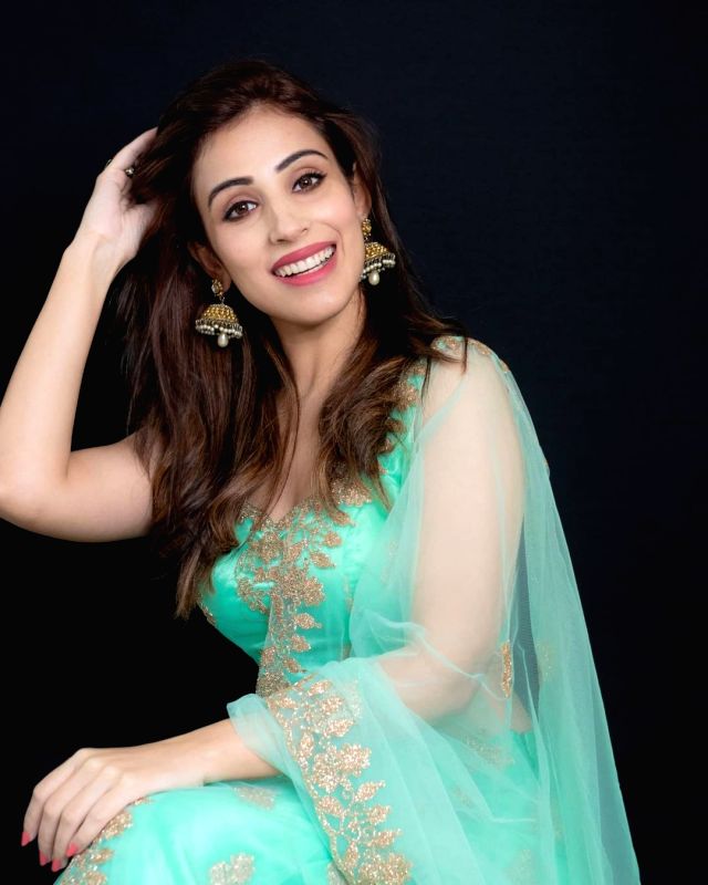 Simaran Kaur: Back stories and twist and turns are essential in keeping the audience intrigued - Vimarsana News
