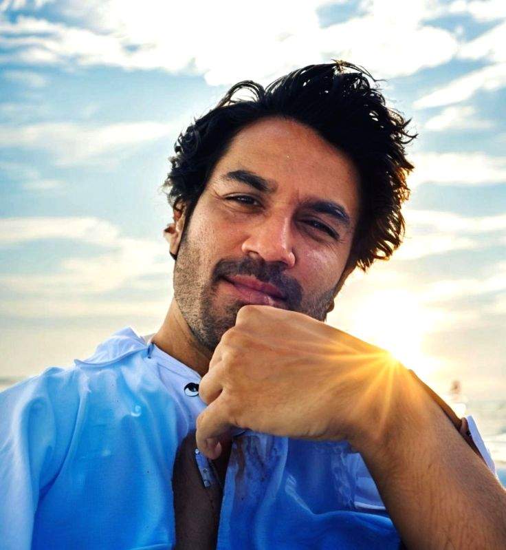 SRK-starrer 'Chak De India' Sharad Kelkar's favourite sports drama - Vimarsana News