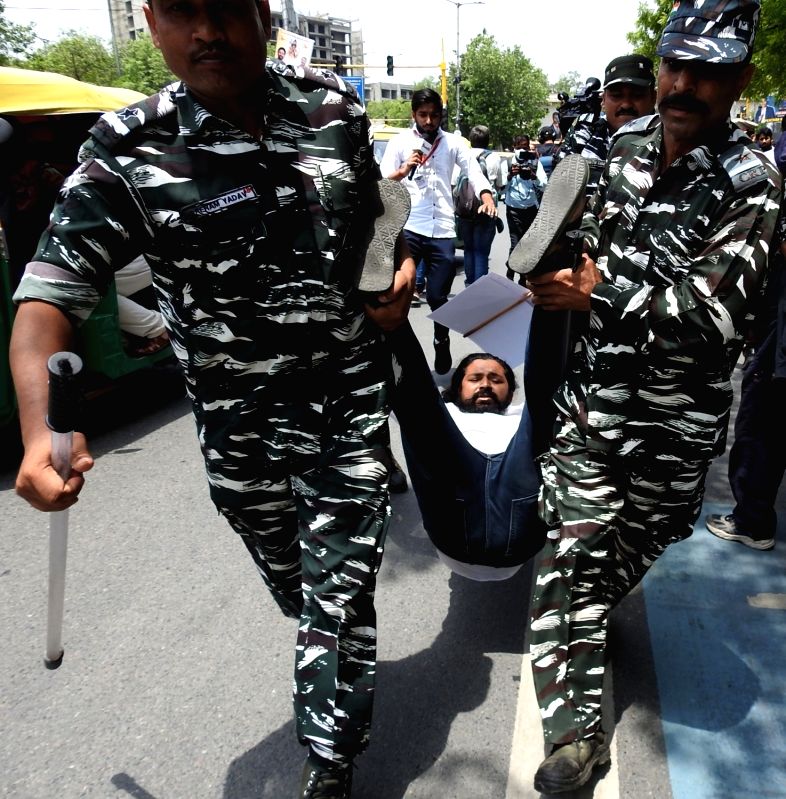 One arrested, 18 detained during Agnipath protest in Delhi - Vimarsana News