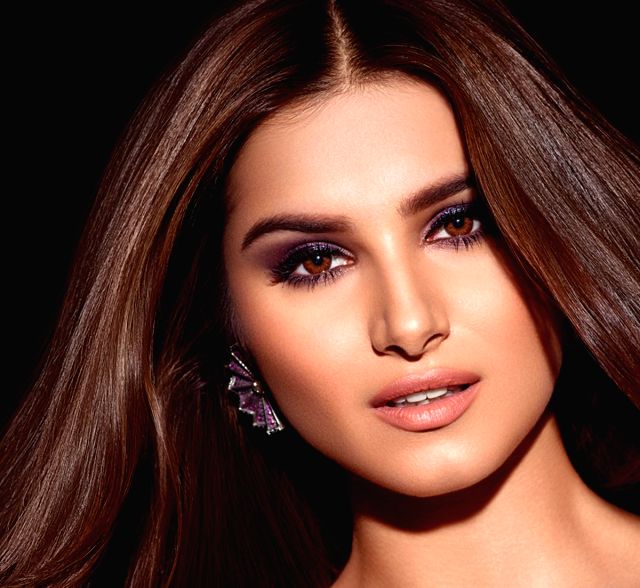 Tara Sutaria drops fun picswith Ek Villian Returns co star Arjun Kapoor - Vimarsana News