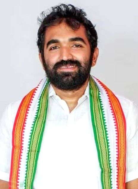 This is the 13th victory of my 'father' : Chandy Oommen - Vimarsana News
