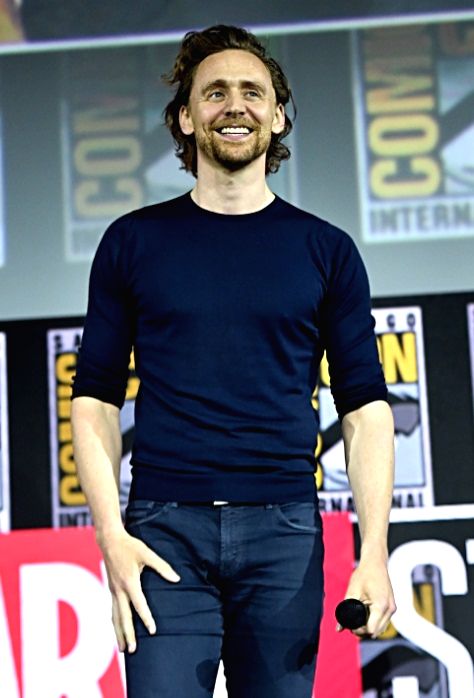 Tom Hiddleston to star in drama series 'The White Darkness' - Vimarsana News