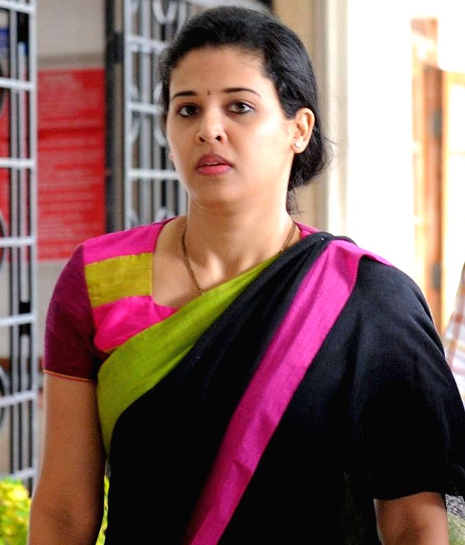 K'taka govt orders probe against IAS officer Rohini Sindhuri - Vimarsana News