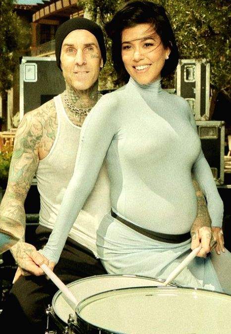 It's a boy for proud parents Kourtney Kardashian, Travis Barker - Vimarsana News