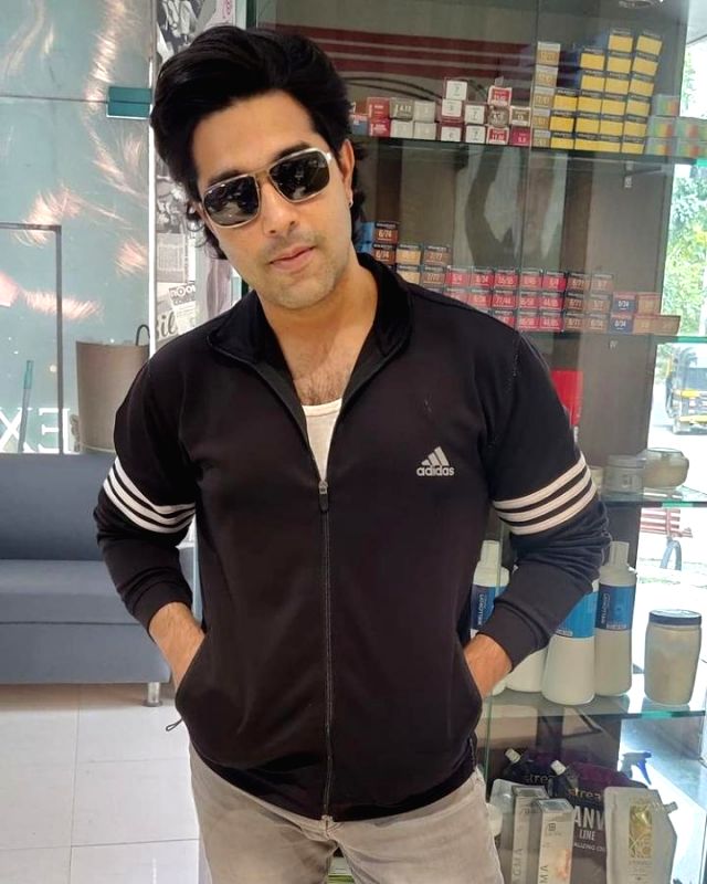 Vikrant Rai turns a cop in film 'Tatkshan' - Vimarsana News