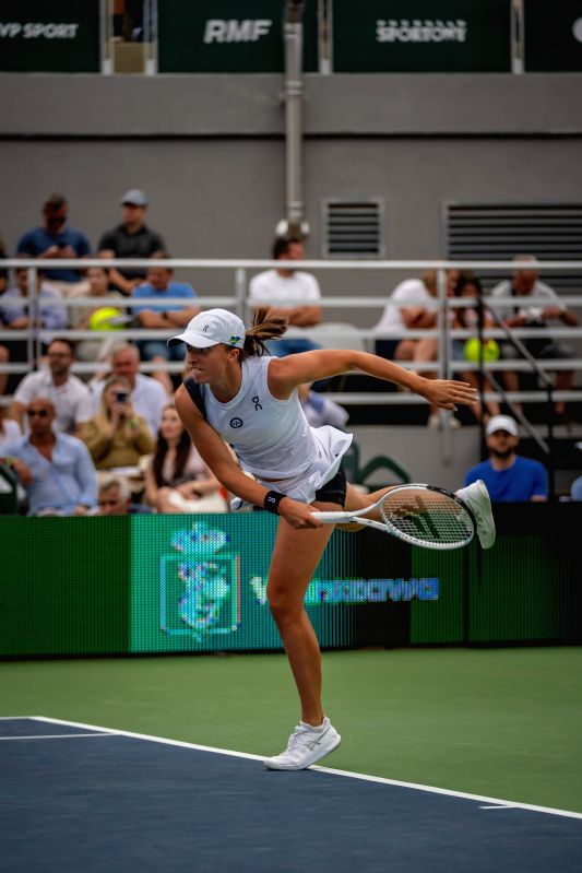Warsaw Open: Swiatek begins her campaign with win over Abduraimova - Vimarsana News
