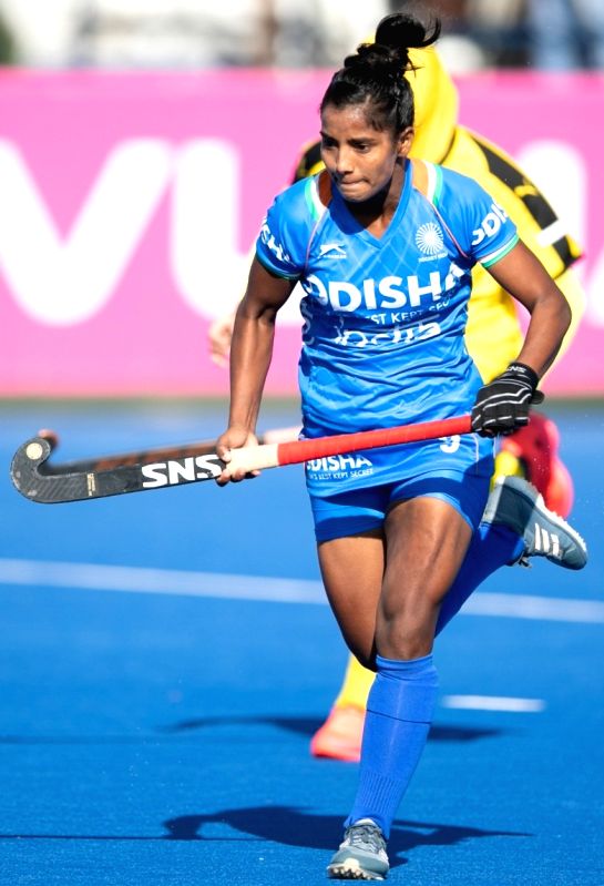 Hockey: India's Mumtaz Khan, Timothee Clement of France named FIH 'Rising Stars of the Year' - Vimarsana News