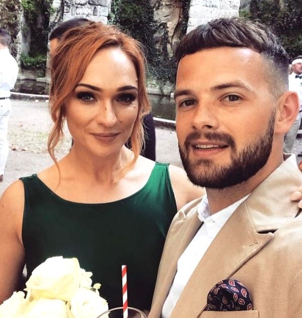 'X-Factor' alum Tom Mann's fiancee dies suddenly on their wedding day - Vimarsana News
