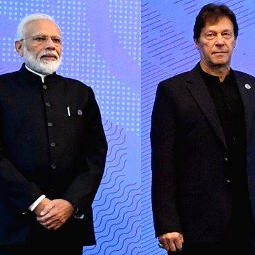 Imran praises Modi's foreign policy